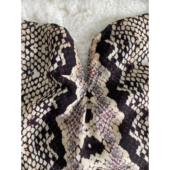 Artelier Nicole Miller 100% Silk 'Anaconda' Snakeskin V-Neck Blouse Sz P - Picture 6 of 12